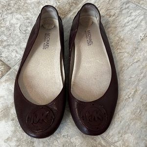 Womens Michael Korea flats